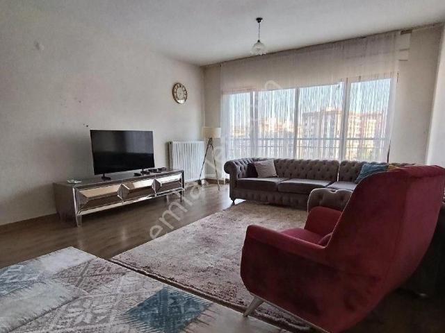 Sincan Saraycık Toki'de Ebeveyn Banyolu 143 M2 Ara Kat Satılık 3+1
