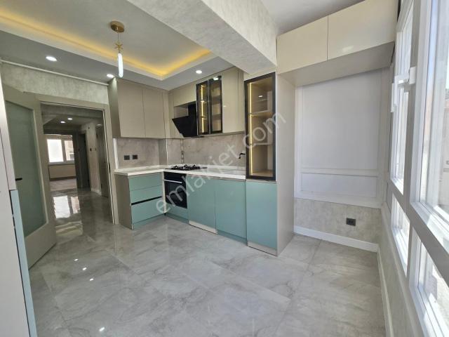 Sincan Selçuklu Mah 3+1 Lüks Yapılı Salon Bağımsız Satılık Daire