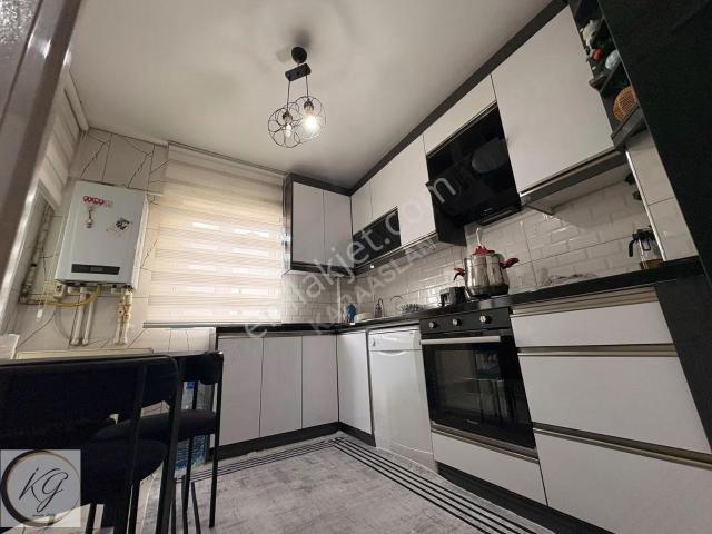 Sincan Pınarbaşı Mah. 3+1 130 M2 Çift Cam Balkonlu Ara Kat Daire