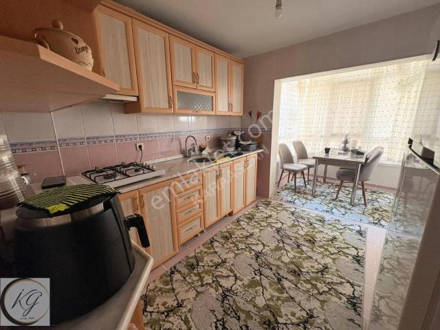 Sincan Pınarbaşı Mah. 3+1 Y. Girişte 16 Yıllık Full Yapılı Daire