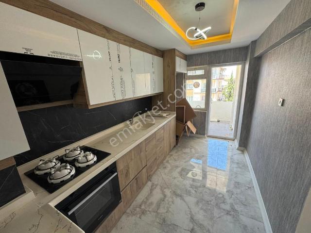 Sincan Tandoğan Mah 3+1 Lüks Yapılı Ara Katta Bağımsız Daire