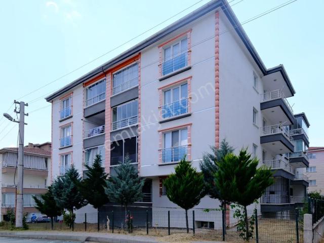 Sincan Yenikent M.kemal'de Çift Balkonlu 4+1 Satılık Daire