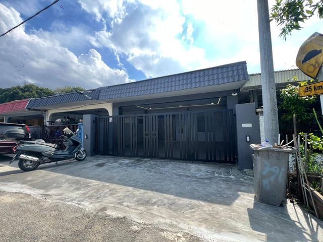 Singe Storey Terrace House 7915 Jalan Halia Taman Teok Kulai Johor