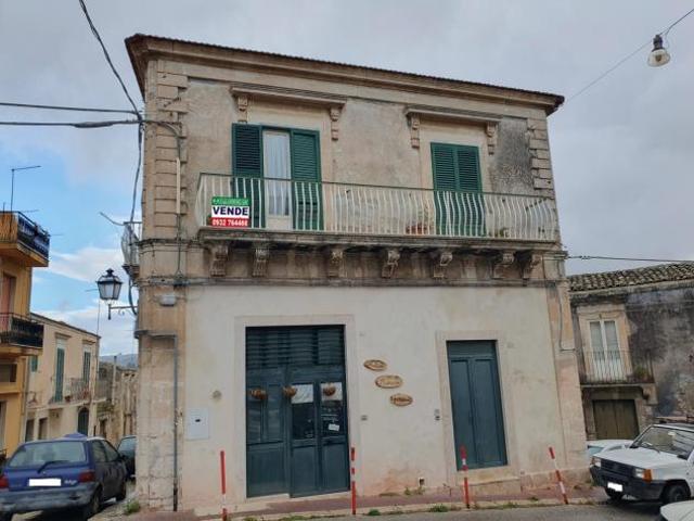 Singola in vendita a Modica