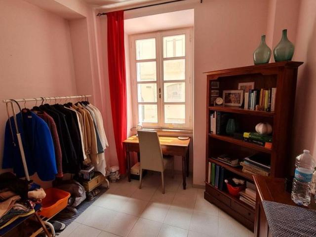 Singola, Via Cesare Battisti Sassari