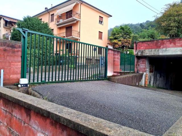 Singolo in affitto a Como