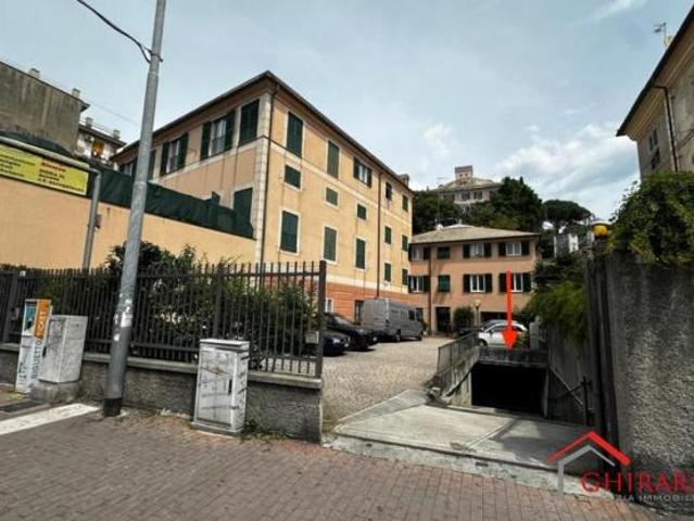 Singolo in vendita a Genova