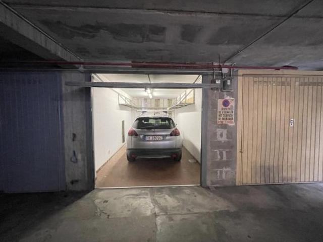 Singolo in vendita a Genova