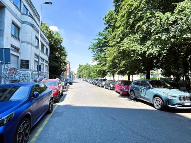 Singolo in vendita a Milano