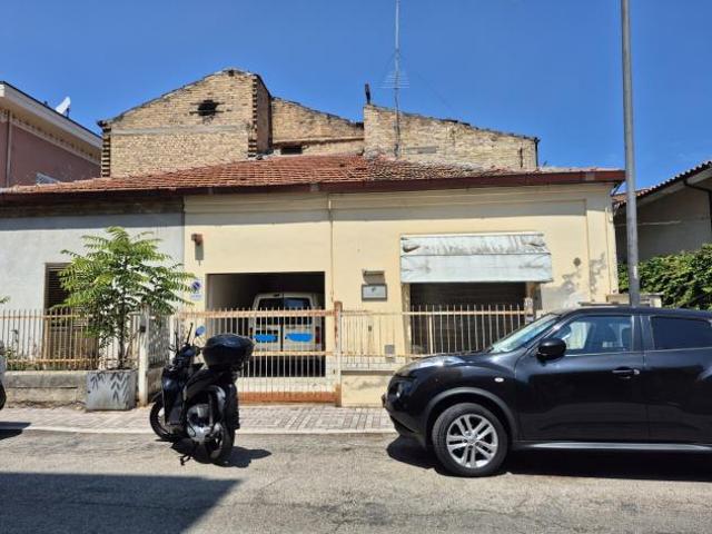 Singolo in vendita a Pescara