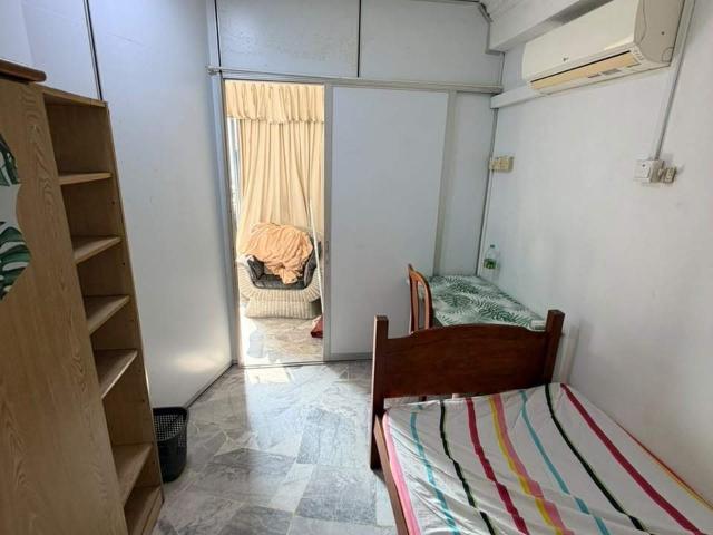 Single air conditioned room at Sridesa condominium, Kuala Lumpur, kuchai Entrepreneur park