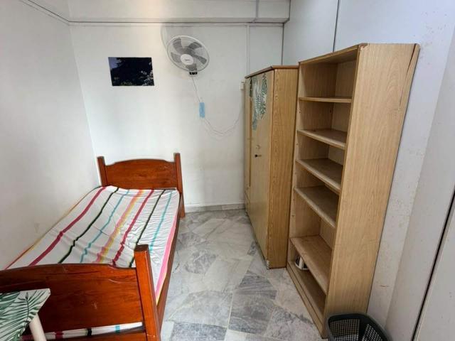 Single air conditioned room at Sridesa condominium, Kuala Lumpur, kuchai Entrepreneur park