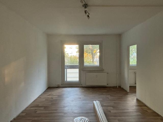 Single Apartment in Hellersdorf nur für EINE Person!