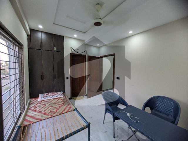 Single bed Flat for rent Central Park Housing Scheme