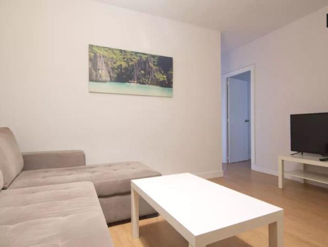 Single Bed in Furnished rooms for rent in a 5 bedroom apartment in Alcalá de Henares