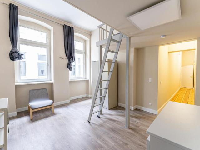 Single bed in pleasant shared flat in Charlottenburg