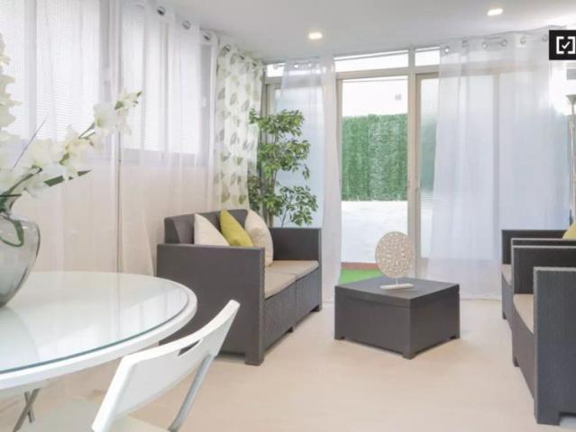 Single Bed in Room in a shared 4 bedroom apartment for rent in San Diego