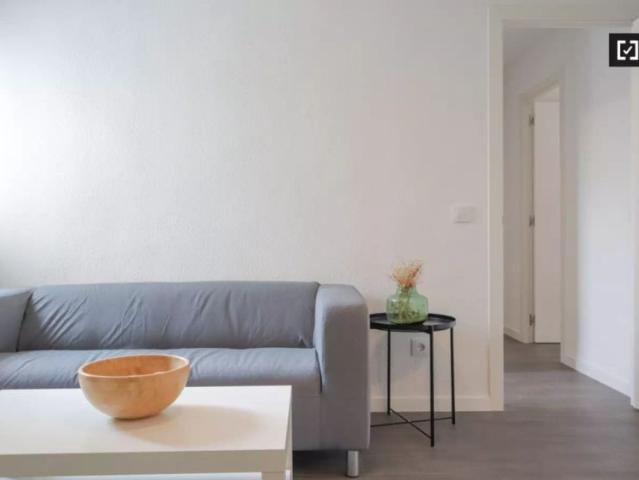Single Bed in Room in a shared 4 bedroom apartment for rent in San Isidro, no restrictions