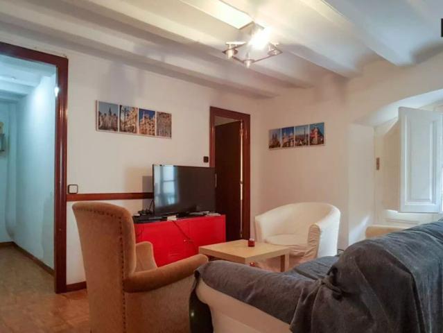 Single Bed in Room in a shared 5 bedroom apartment for rent in El Raval