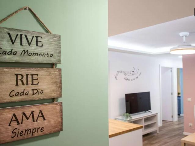 Single Bed in Rooms for rent in 4 bedroom apartment in Getafe