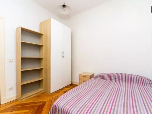 Single Bed in Rooms for rent in 9 bedroom apartment in Malasaña, near Gran Vía