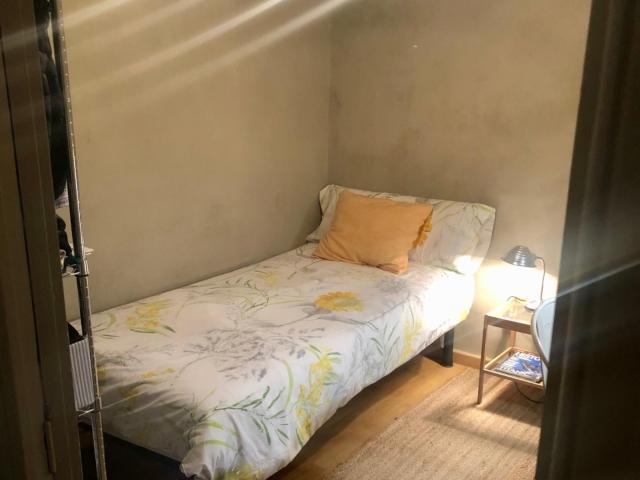 Single bedroom