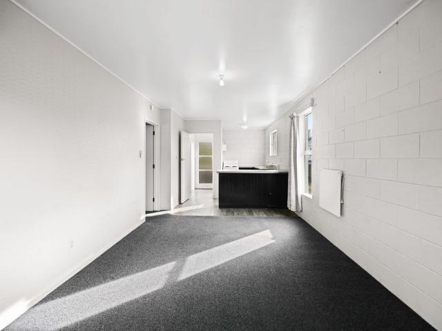Single Bedroom Unit Upstairs