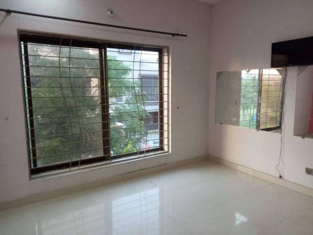 Single BedRoom With Attached Bath With Gass for Rent in Bahria Town Lahore Bahria Town ID 36191