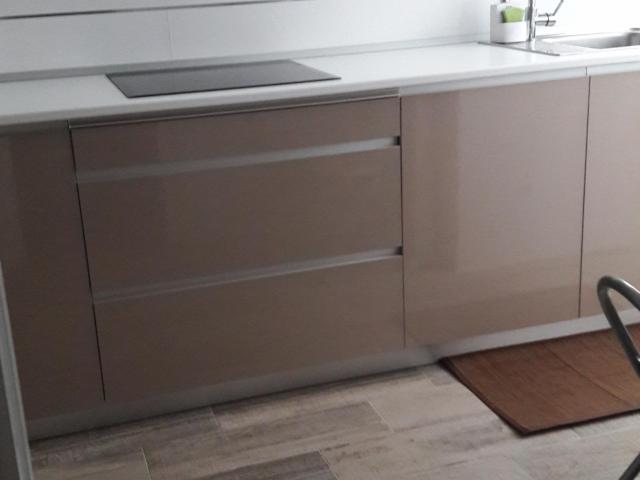 Single bedroom, with private bathroom