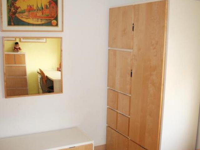 Single bedroom in 2 bedroom apartment