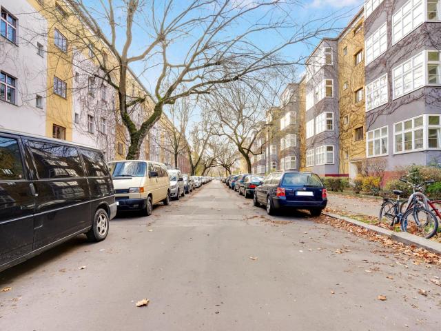 Single bedroom in a 2 bedroom apartment in Prenzlauer Berg