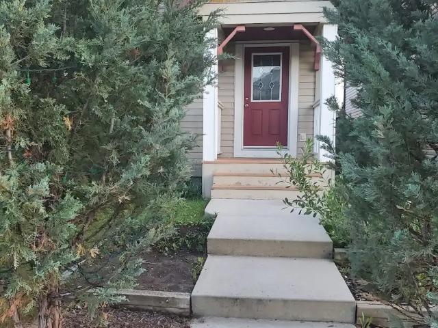 Single Detached home in Copperfield SE Calgary Alberta