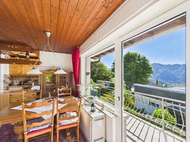 Single family house with 3.5 rooms on sale in Carona 46 m² | dreamo. Ch