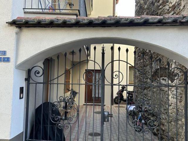 Single family house with 3 rooms on sale in Losone 110 m² | dreamo. Ch