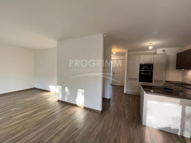 Single family house with 10 rooms for rent in Veyrier 150 m² | dreamo. Ch
