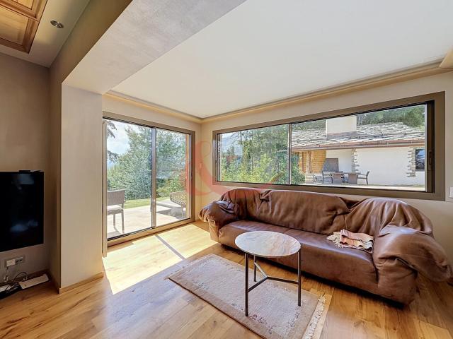 Single family house with 10 rooms on sale in Crans Montana 360 m² | dreamo. Ch