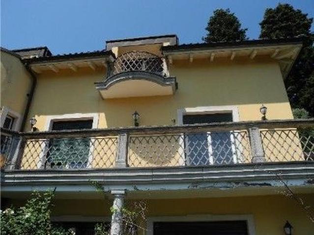 Single family house with 10 rooms on sale in Montagnola Ref 03092407182 | dreamo. Ch