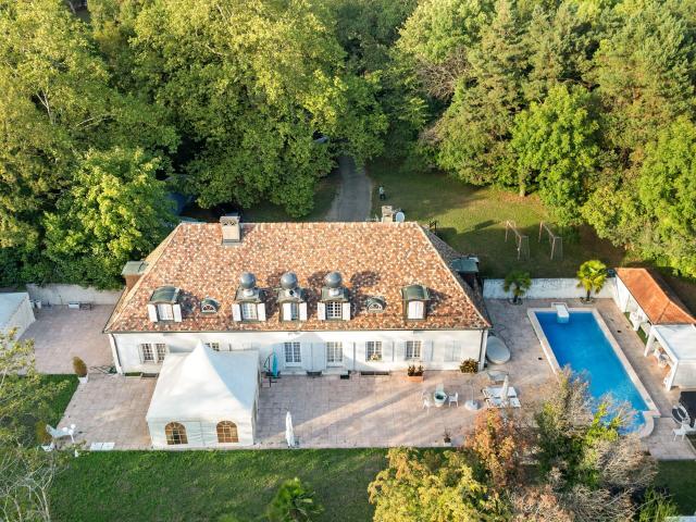 Single family house with 10 rooms on sale in Presinges, campagne Genevoise 600 m² | dreamo. Ch