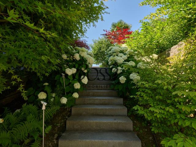 Single family house with 11 rooms on sale in Une maison panoramique pensée comme un belvédère sur le Léman 500 m² | dreamo. Ch