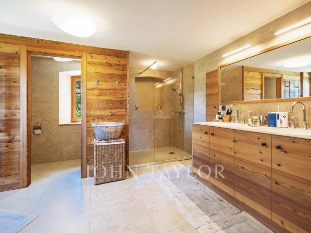 Single family house with 16 rooms on sale in Sion 419 m² | dreamo. Ch