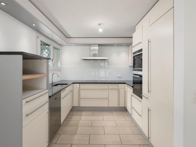 Single family house with 7.5 rooms on sale in Kanton Zürich, Richterswil 152 m² | dreamo. Ch
