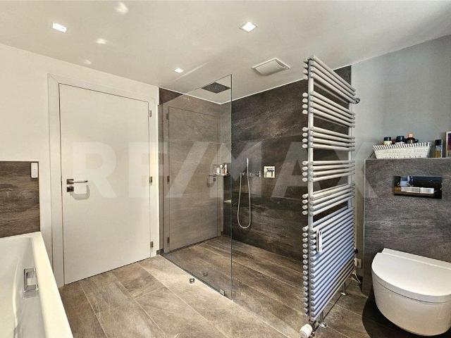 Single family house with 7.5 rooms on sale in Leukerbad 189 m² | dreamo. Ch