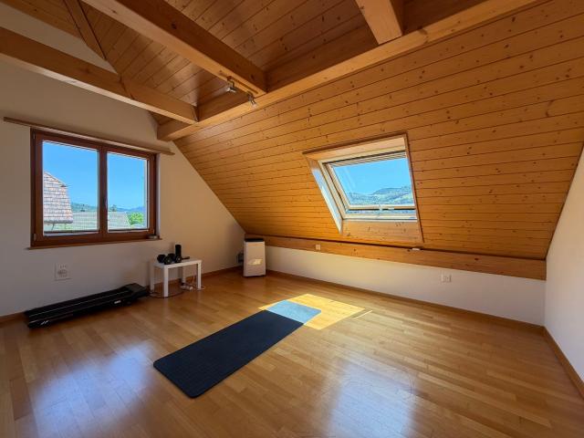 Single family house with 7.5 rooms on sale in Liesberg Dorf 195 m² | dreamo. Ch