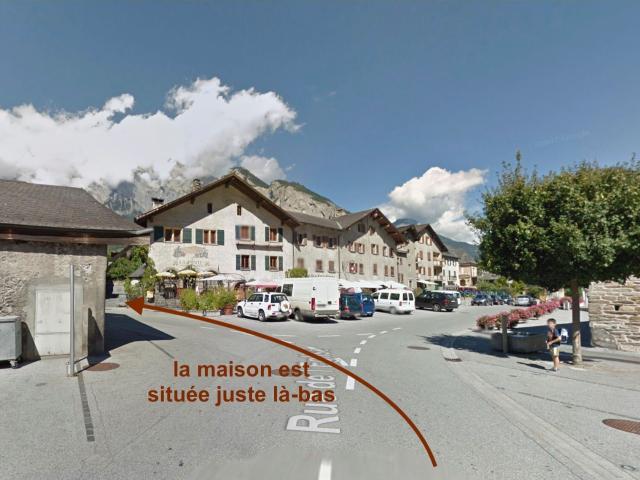 Single family house with 7.5 rooms on sale in St Pierre Clages 237 m² | dreamo. Ch
