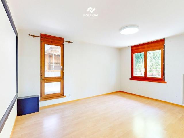 Single family house with 7.5 rooms on sale in Tafers 249 m² | dreamo. Ch