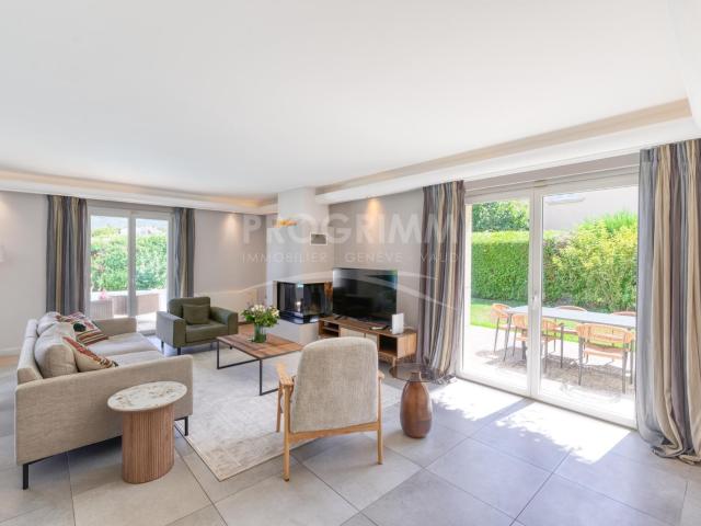 Single family house with 7 rooms for rent in Troinex 166 m² | dreamo. Ch