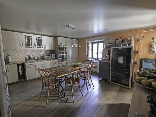 Single family house with 7 rooms for rent in Certoux Ref GE LOC A PO2 | dreamo. Ch