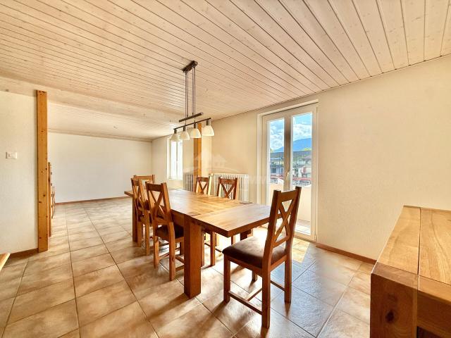 Single family house with 7 rooms on sale in Chablais Vaudois 200 m² | dreamo. Ch