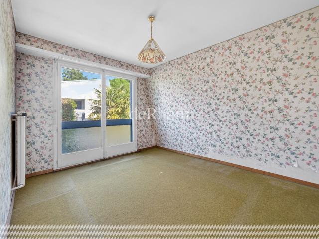 Single family house with 7 rooms on sale in Chernex 284 m² | dreamo. Ch