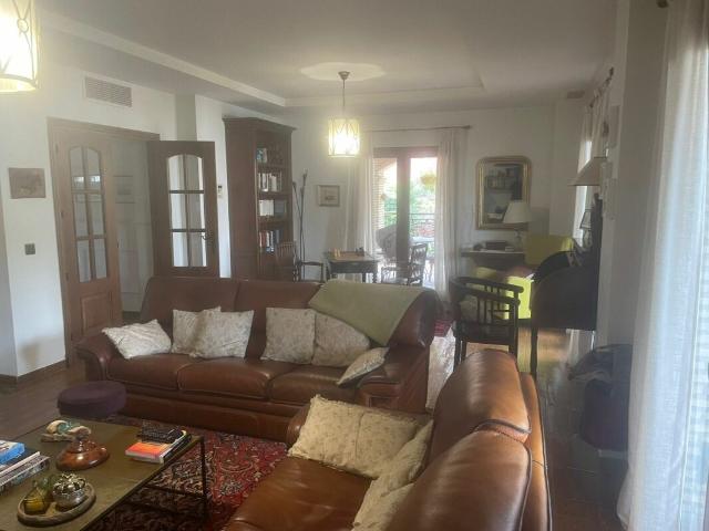 Single family house with 7 rooms on sale in Chiclana de la Frontera 332 m² | dreamo. Ch